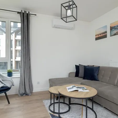 Apartament Z Klimatyzacja I Parkingiem By Renters Prestige Vělička